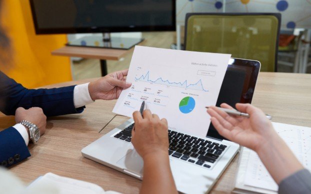 Use High-Intent Keywords That Bring Buyers